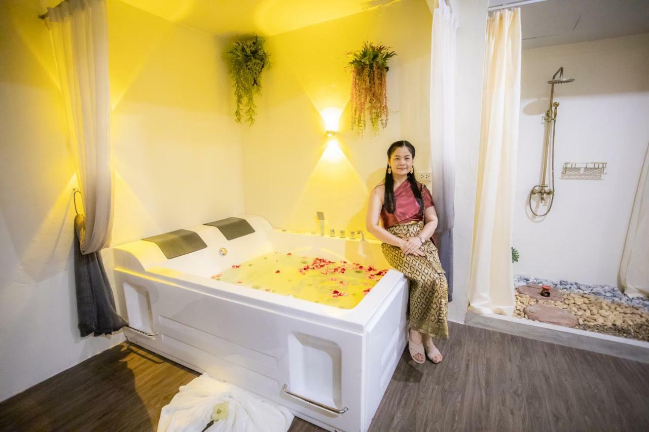 Anchan Hotel & Spa Hua Hin Exterior photo